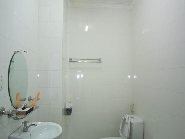 Hoa đông Dương Khách sạn *